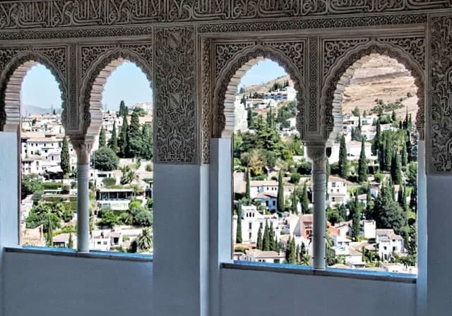 Granada Alhambra Tour H